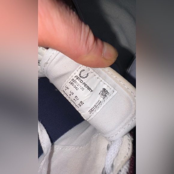 Fred Perry Kendrick, White Tipped Cuff Canvas Trainers, Men’s Size US 8 - Picture 3 of 7